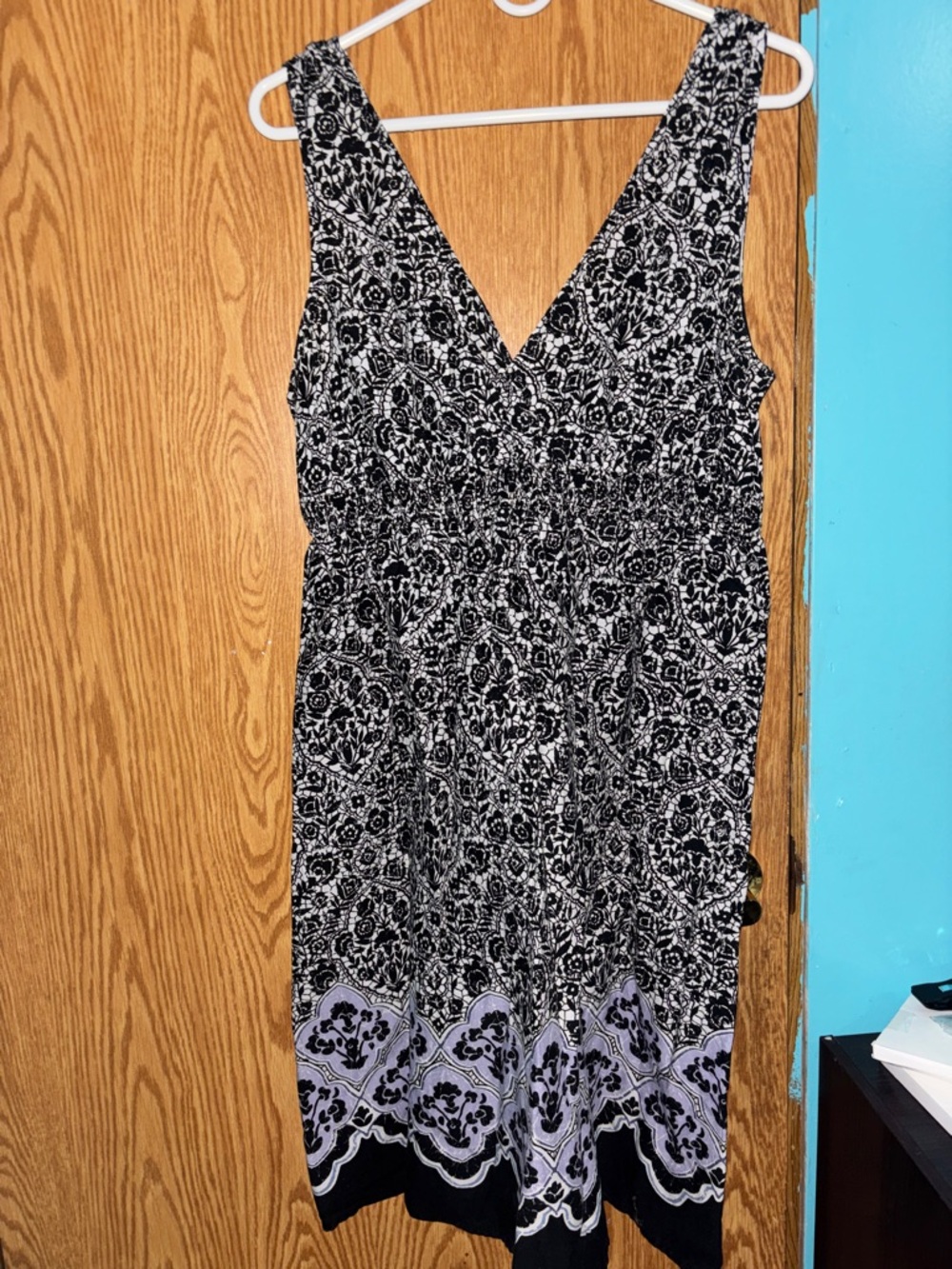 Sonoma Black & White Floral V-Neck Midi Dress with Lavender Border